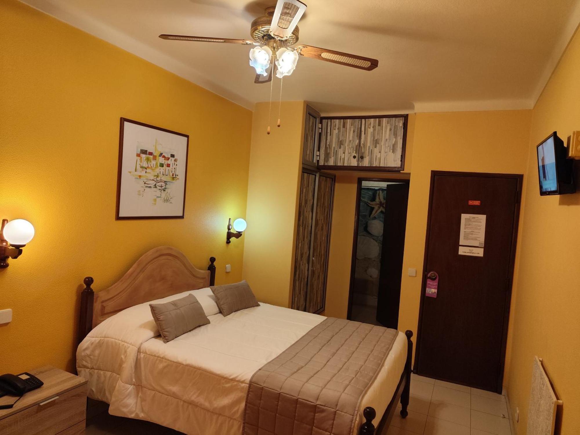 Apartamentos Turisticos Praia Grande 费拉古多 外观 照片